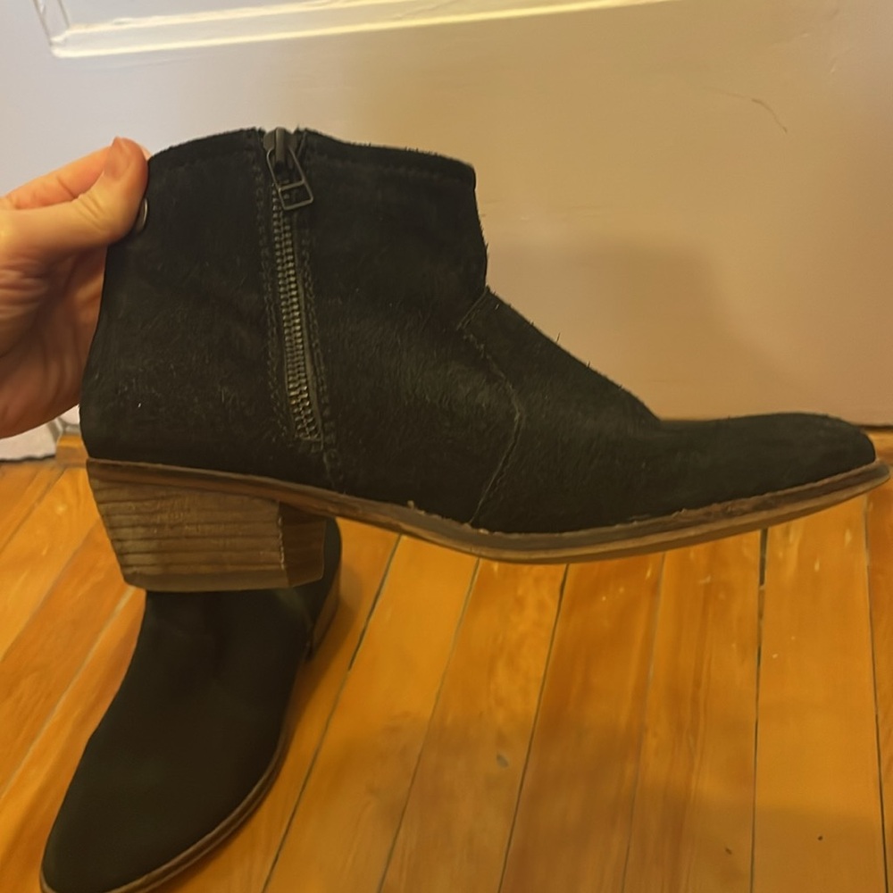 Steve Madden black suede cowboy booties 🤠